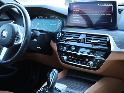 Used 2023 BMW 540i 540i Sedan w/ M Sport Package image 12