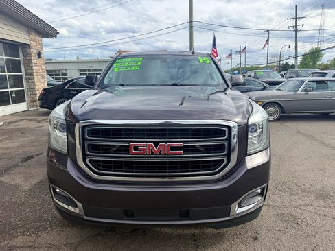 Used 2015 GMC Yukon SLE w/ Convenience Package AWD/4WD image 3
