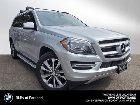 Used 2015 Mercedes-Benz GL 450 4MATIC image 1
