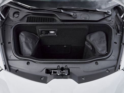 Used 2020 Lamborghini Huracan EVO image 16