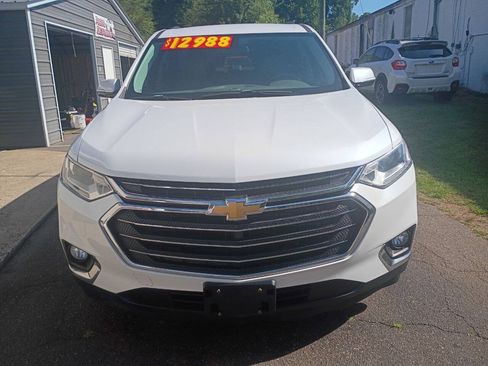 Used 2018 Chevrolet Traverse LT AWD/4WD image 3