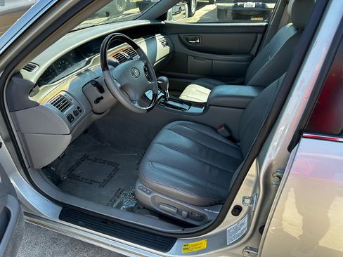 Used 2003 Toyota Avalon XLS image 20