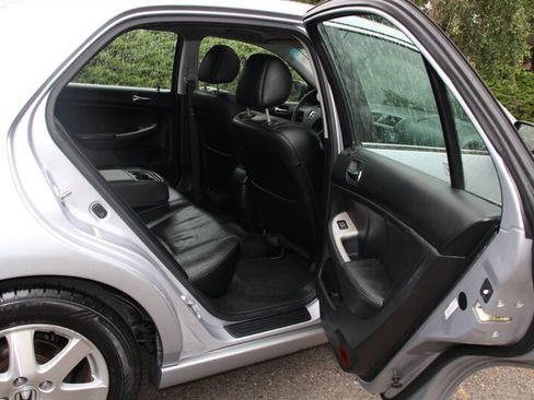 Used 2005 Honda Accord EX image 6