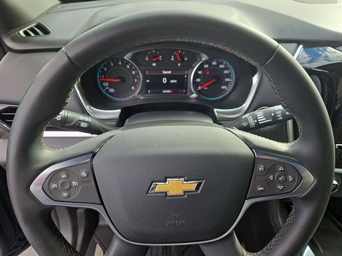 Certified 2023 Chevrolet Traverse LT w/ Rear Camera Mirror Package image 16