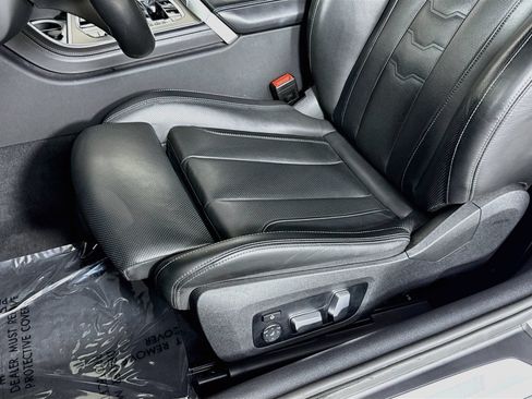 Used 2025 BMW 840i xDrive Convertible AWD/4WD image 18