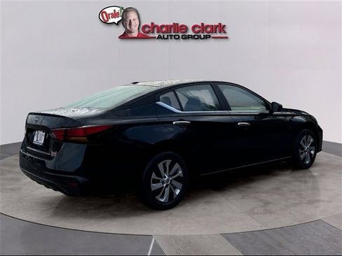 New 2025 Nissan Altima 2.5 S image 5