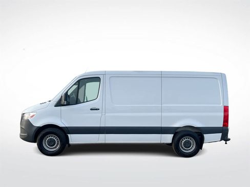 Used 2023 Mercedes-Benz Sprinter 2500 image 5