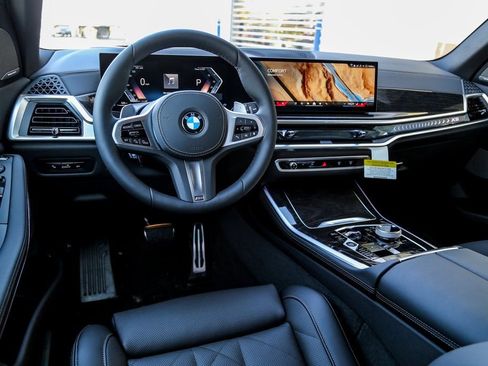 New 2026 BMW X5 xDrive40i w/ Executive Package image 9