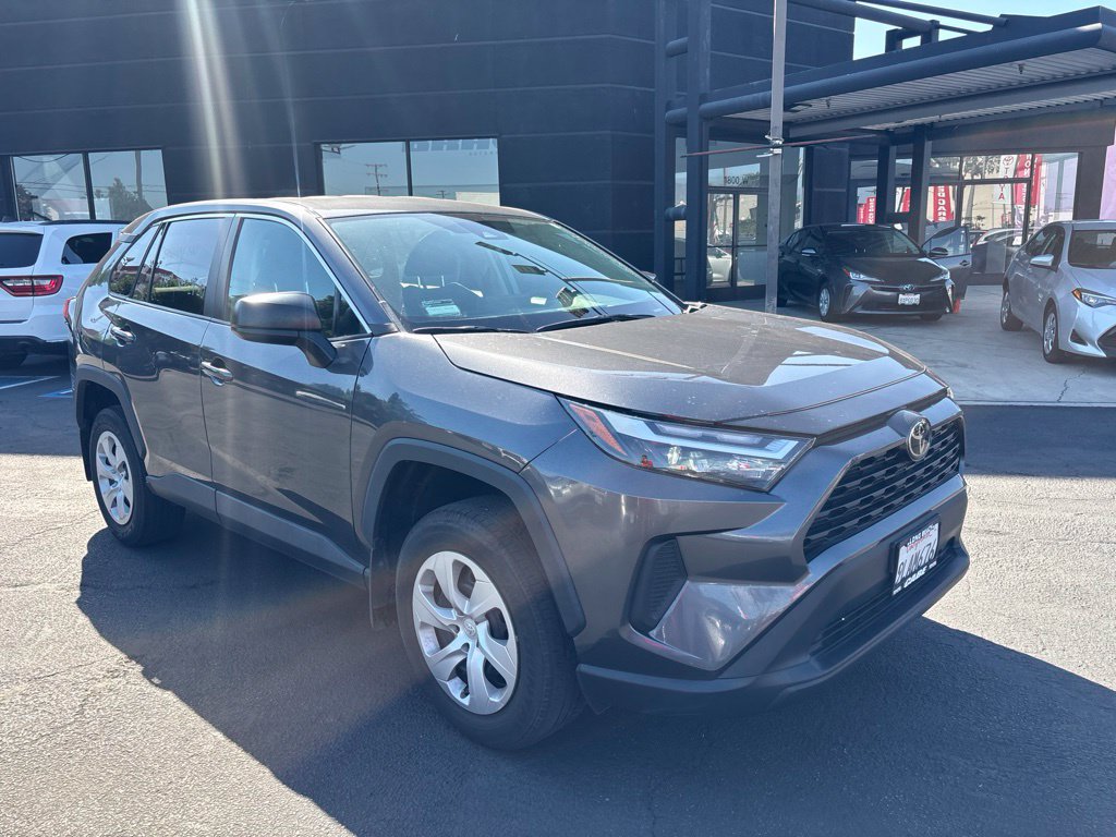 Used 2024 Toyota RAV4 LE FWD image 2