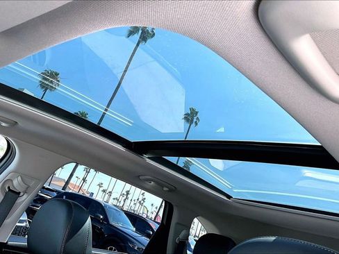 Used 2023 Kia Sorento SX image 14