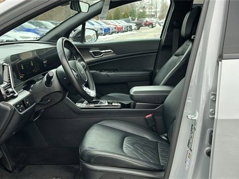 Used 2023 Kia Sportage X-Line w/ X-Line Premium Package image 9