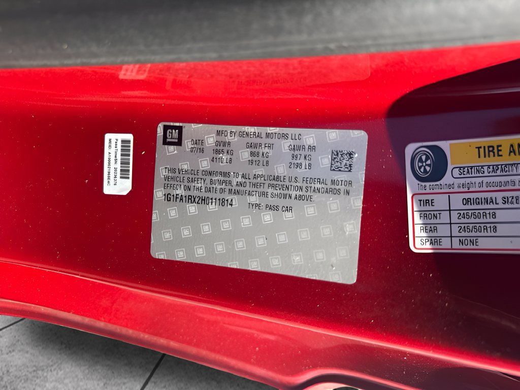 Used 2017 Chevrolet Camaro LT RWD image 25