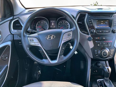 Used 2016 Hyundai Santa Fe AWD w/ Option Group 02 image 5