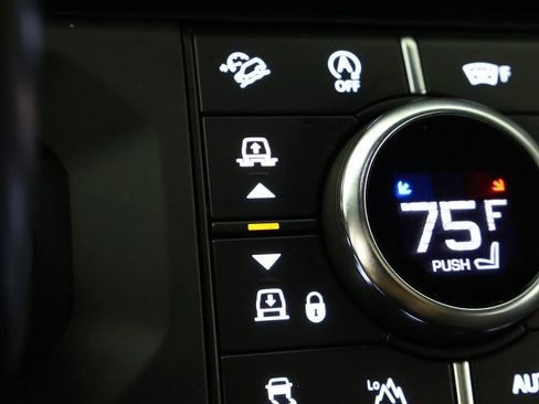 Used 2020 Land Rover Defender 110 X image 62