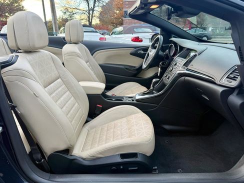 Used 2018 Buick Cascada Premium FWD image 37