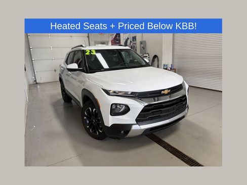 Used 2023 Chevrolet TrailBlazer LT w/ Convenience Package FWD image 1