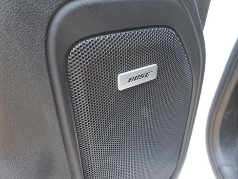 Used 2020 Chevrolet Silverado 1500 High Country w/ Technology Package image 17