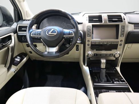 Used 2020 Lexus GX 460 Premium w/ Premium Package AWD/4WD image 15