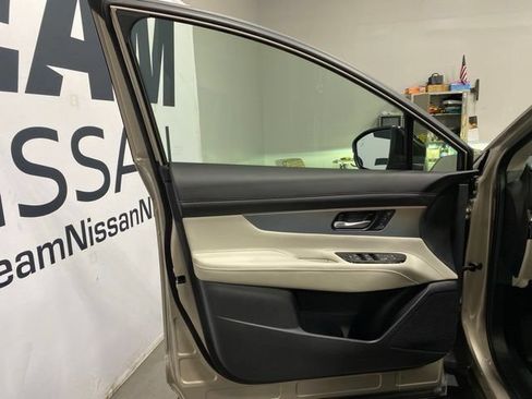 Certified 2025 Nissan Murano SL w/ Cargo Package AWD/4WD image 9