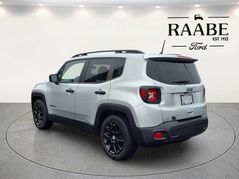 Used 2020 Jeep Renegade Sport w/ Sport Appearance Group FWD image 4