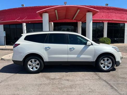 Used 2014 Chevrolet Traverse LT FWD image 5