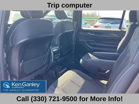 Used 2024 Jeep Grand Cherokee L Laredo AWD/4WD image 48