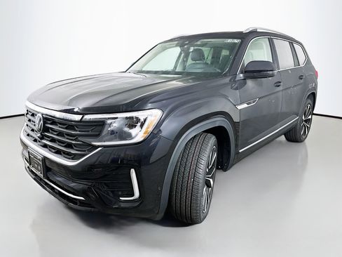 New 2026 Volkswagen Atlas SEL Premium R-Line image 3