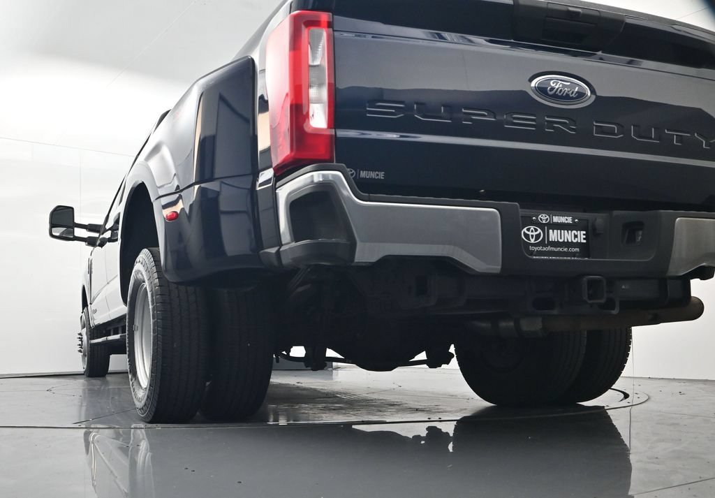 Used 2025 Ford F350 XLT AWD/4WD image 45