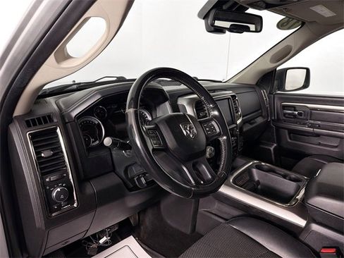 Used 2018 RAM 1500 Sport w/ Sport Premium Group image 9