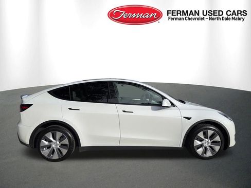 Used 2023 Tesla Model Y Long Range image 2