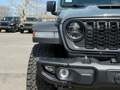 New 2026 Jeep Wrangler Unlimited Rubicon 392 image 10