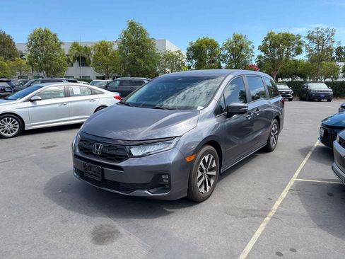 Used 2025 Honda Odyssey EX-L image 1