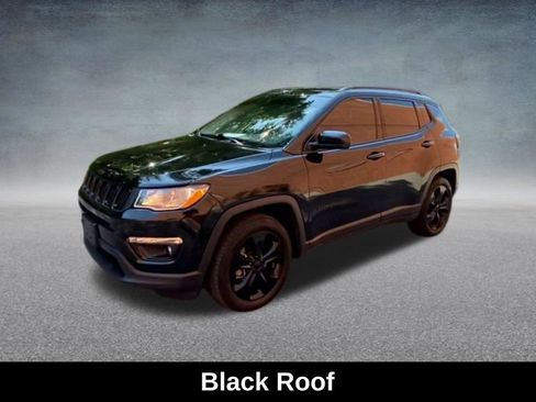 Used 2019 Jeep Compass Latitude FWD image 10