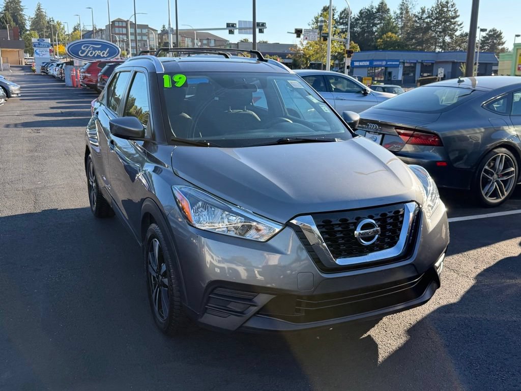 Used 2019 Nissan Kicks SV w/ Exterior Package FWD image 4