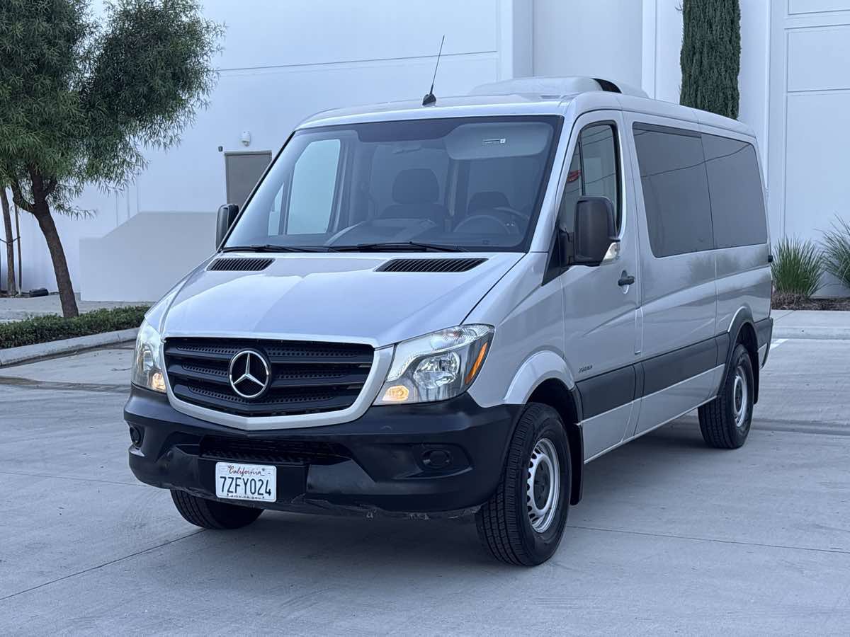 Used 2016 Mercedes-Benz Sprinter 2500 image 7