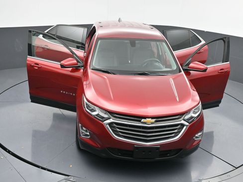 Used 2018 Chevrolet Equinox LT image 43