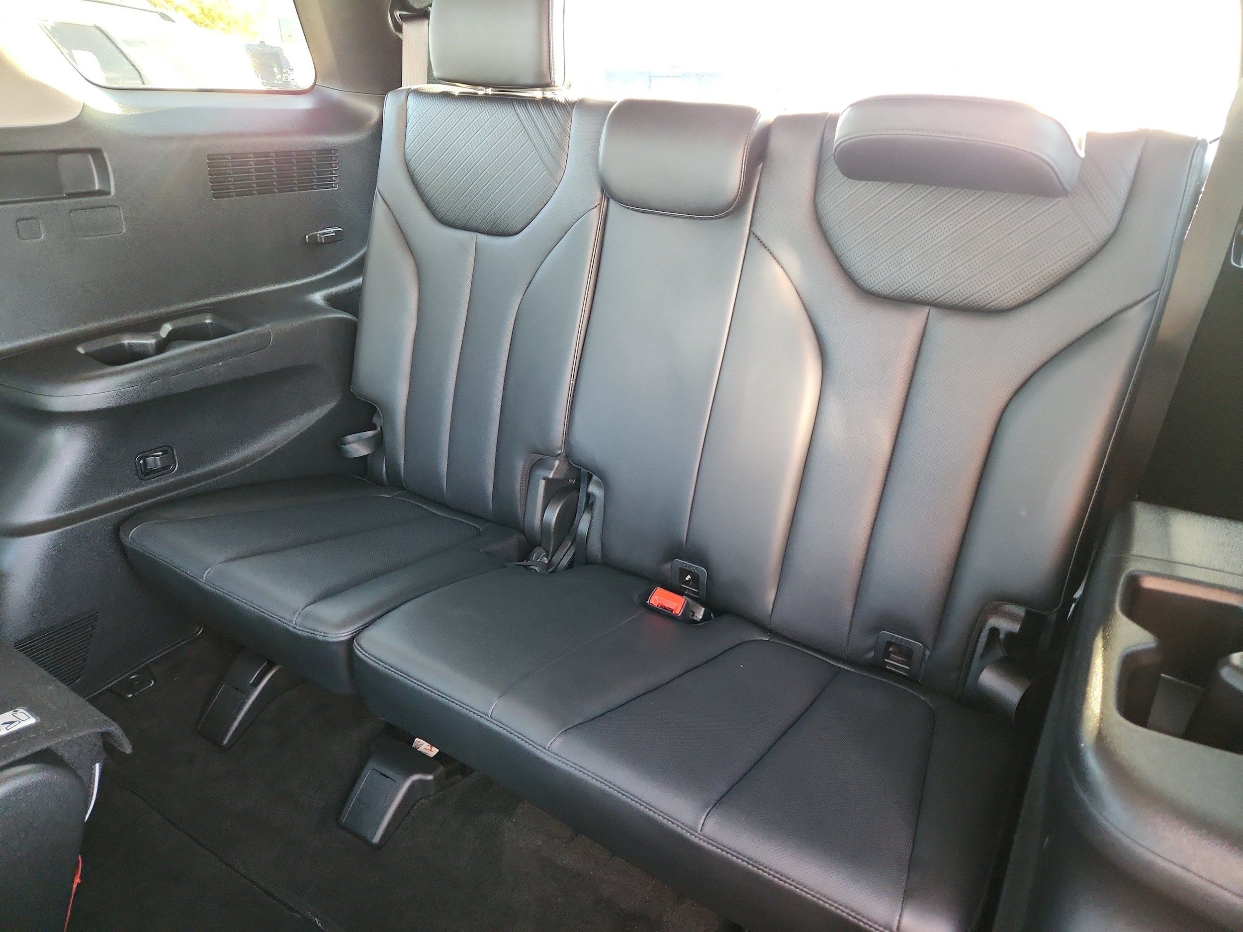 Used 2025 Hyundai Palisade SEL AWD/4WD image 12