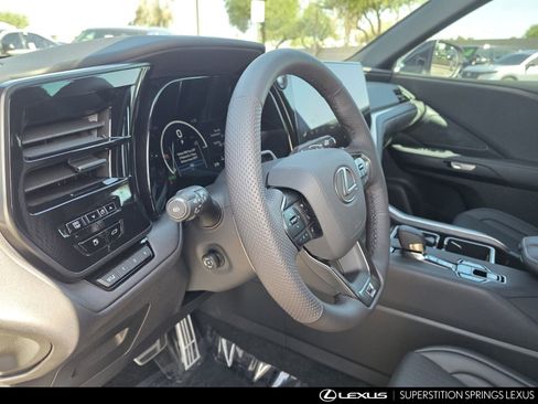 New 2026 Lexus TX 500h AWD image 16