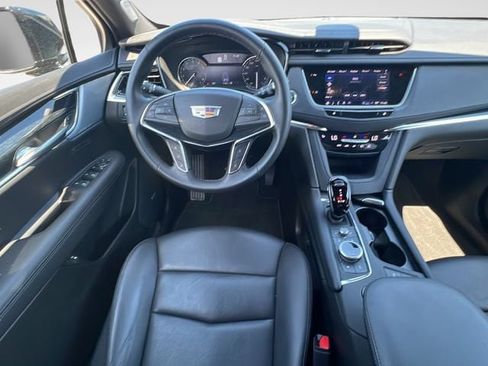 Used 2025 Cadillac XT5 Premium Luxury w/ LPO, Floor Liner Package AWD/4WD image 11