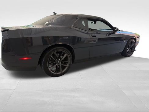Used 2019 Dodge Challenger R/T Scat Pack w/ Plus Package RWD image 4