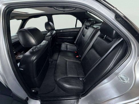 Used 2002 Acura RL image 25