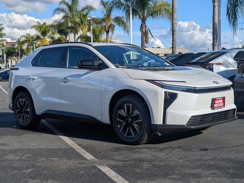 New 2026 Toyota bZ XLE Plus image 6