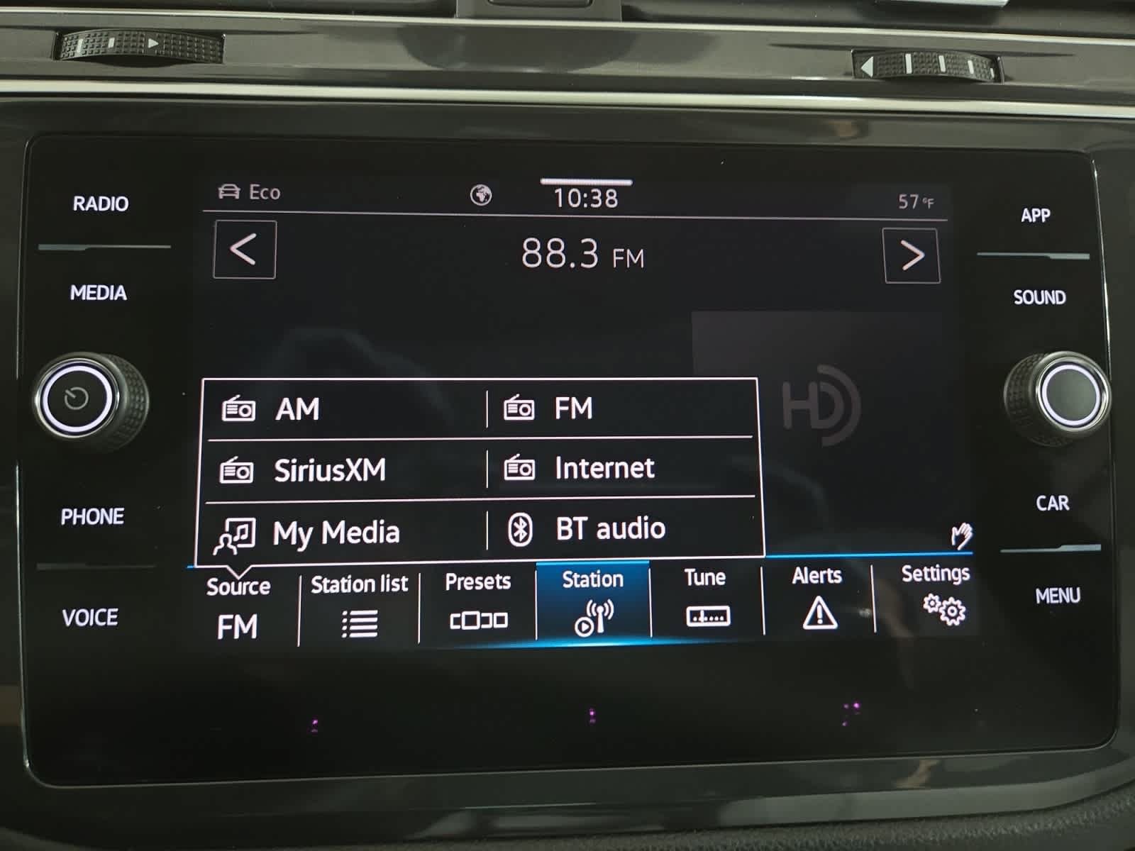Used 2024 Volkswagen Tiguan SE R-Line AWD/4WD image 25