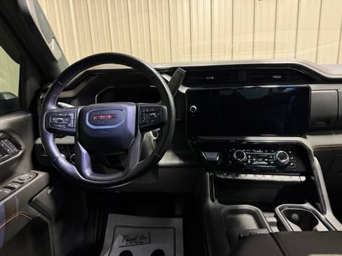 Used 2025 GMC Sierra 2500 AT4 w/ AT4 Premium Plus Package AWD/4WD image 31