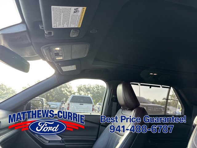 Certified 2020 Ford Explorer Platinum w/ Premium Technology Package AWD/4WD image 11