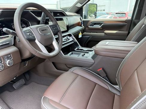 New 2026 GMC Sierra 2500 Denali w/ Denali Reserve Package AWD/4WD image 18