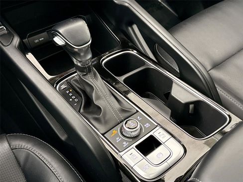 Used 2020 Kia Telluride S w/ S 8 Passenger Seating Package image 25