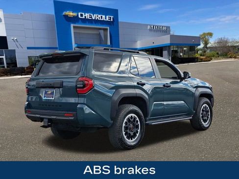 Used 2025 Toyota 4Runner TRD Off-Road image 9