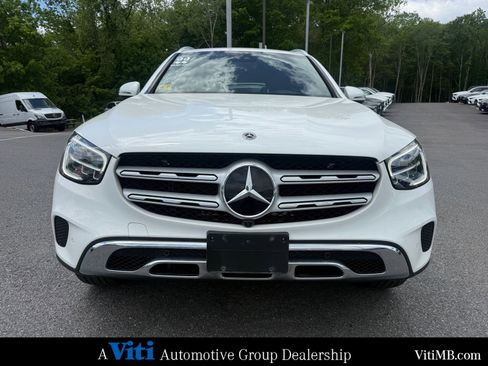 Certified 2022 Mercedes-Benz GLC 300 4MATIC image 3