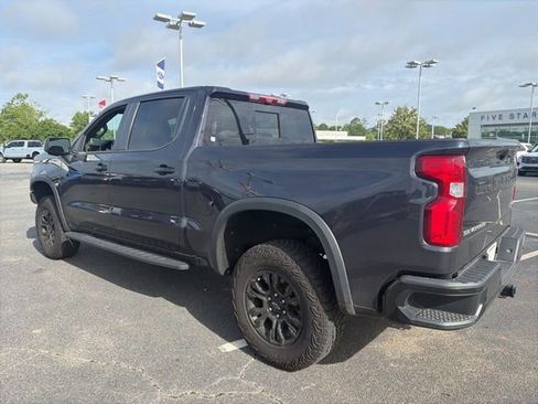 Used 2023 Chevrolet Silverado 1500 ZR2 w/ Technology Package AWD/4WD image 5